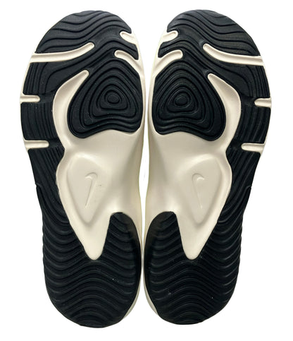 美品 NIKE ローカットスニーカー レジェンド エッセンシャル3 NN DM1120-700 メンズ ナイキ