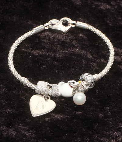 美品 PANDORA Disney ブレスレット SV925 6チャーム ハートモチーフ ナイトメアービフォアクリスマス レディース パンドラ