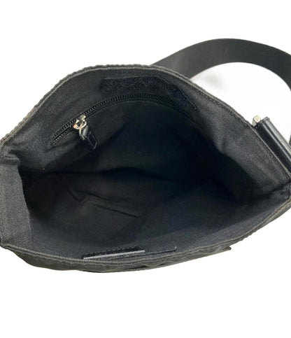 サルヴァトーレフェラガモ ショルダーバッグ 斜め掛け ナイロン AU24 5573 レディース Salvatore Ferragamo