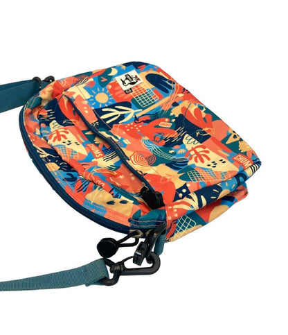 CHUMS ショルダーバッグ 斜めがけ ロゴ リサイクル ショルダーポーチ メンズ レディース チャムス