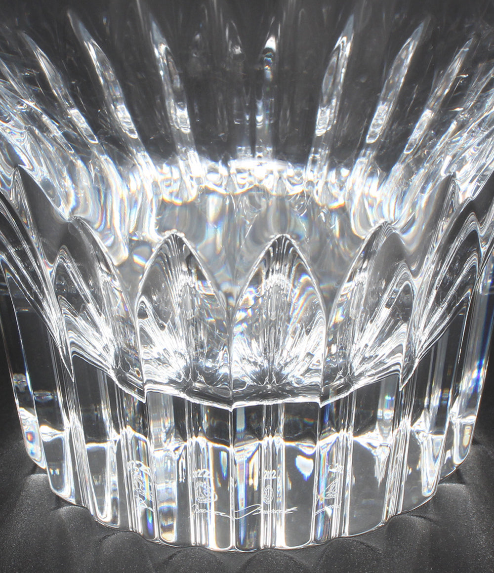 美品 Baccarat イヤータンブラー グラス 2022 クリスタ バカラ