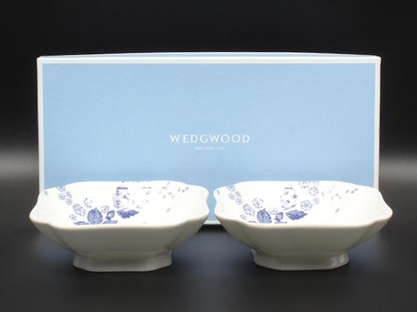 美品 WEDGWOOD スモールボウル スクエア 皿 14cm ストロベリーブルーム インディゴ ウエッジウッド