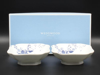 美品 WEDGWOOD スモールボウル スクエア 皿 14cm ストロベリーブルーム インディゴ ウエッジウッド