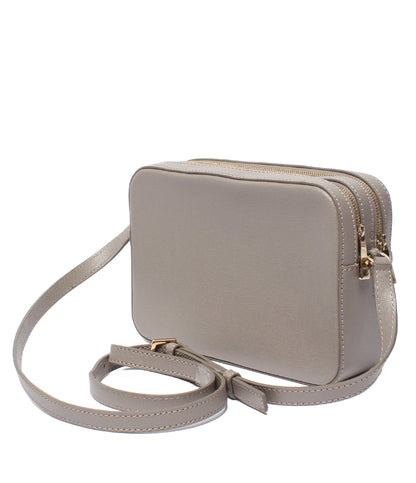 美品 FURLA ショルダーバッグ 斜め掛け レディース フルラ