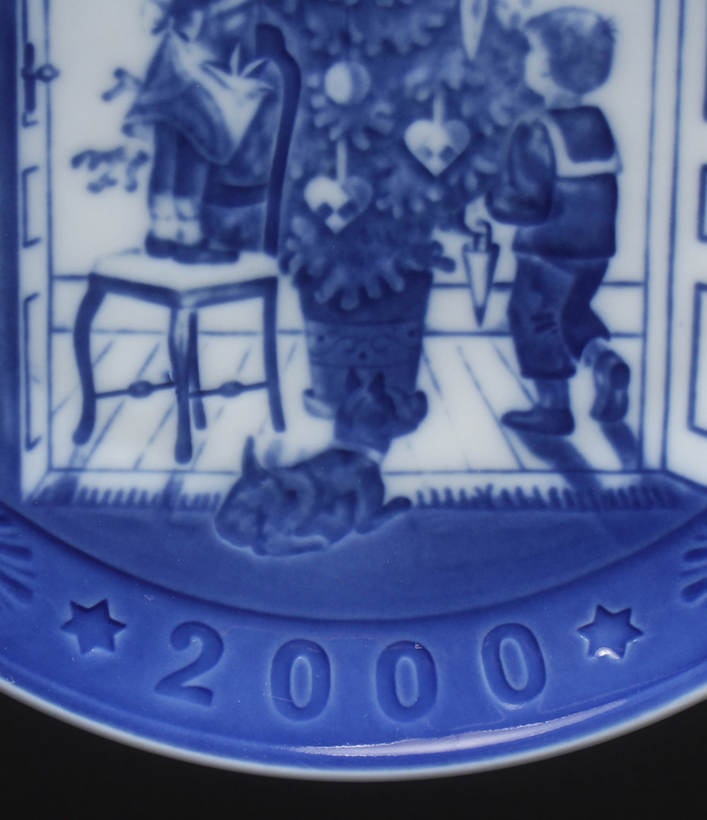 美品 Royal Copenhagen イヤープレート 飾り皿 18cm 2000 ロイヤルコペンハーゲン
