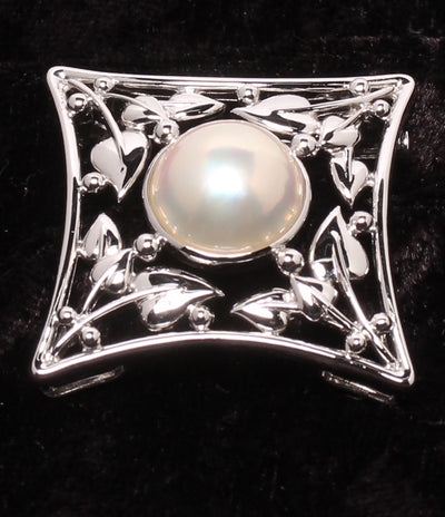 美品 TASAKI ブローチ SV マベパール13mm レディース タサキ