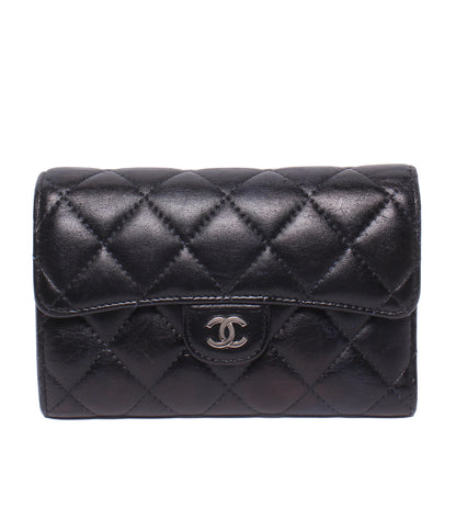 CHANEL 三つ折り財布 シルバー金具 26番台 マトラッセ レディース シャネル