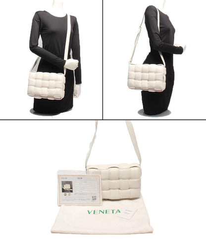 ボッテガ・ヴェネタ ショルダーバッグ 斜め掛け 肩掛け パデッド カセット イントレチャート レディース BOTTEGA VENETA