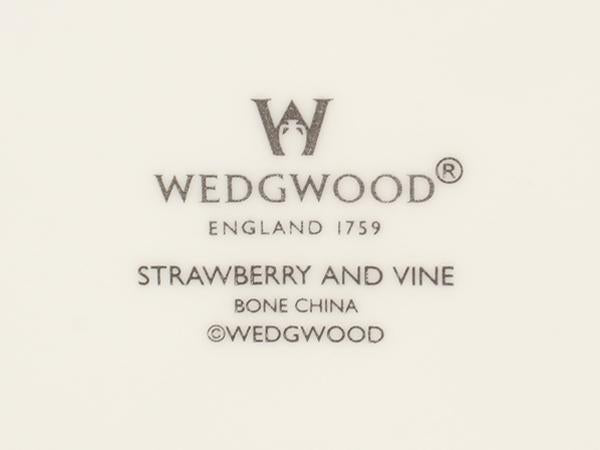 美品 ウエッジウッド プレート 大皿 29cm ストロベリー＆バイン WEDGWOOD