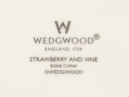 美品 ウエッジウッド プレート 大皿 29cm ストロベリー＆バイン WEDGWOOD