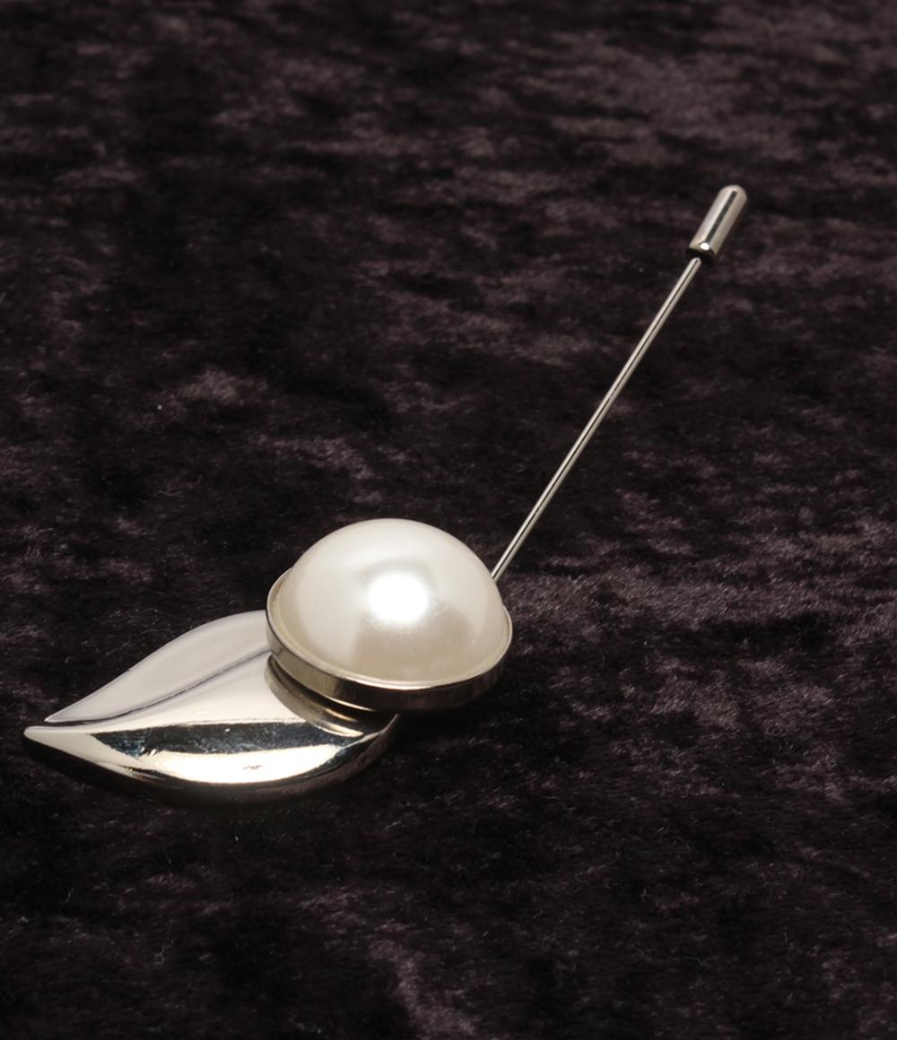 美品 サルヴァトーレフェラガモ ピンブローチ フェイクパール レディース Salvatore Ferragamo