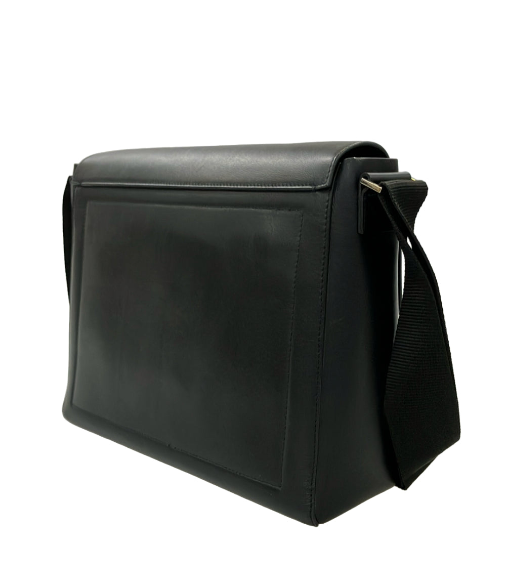 美品 HAGS ショルダーバッグ 斜め掛け メンズ ハグス