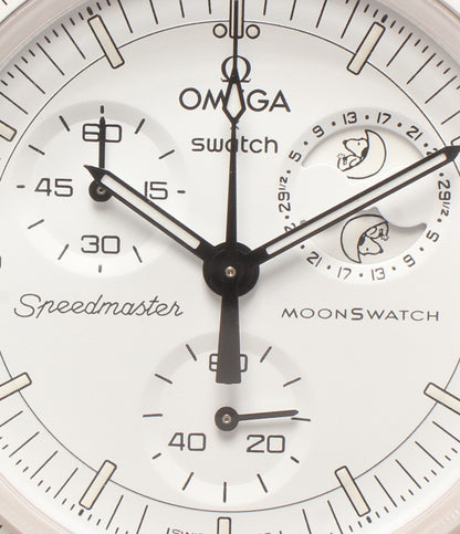 美品 Swatch OMEGA 腕時計 スヌーピー SNOOPY BIOCERAMIC MOONSWATCH MISSION TO THE MOONPHASE クオーツ ホワイト SO33W700 レディース メンズ
