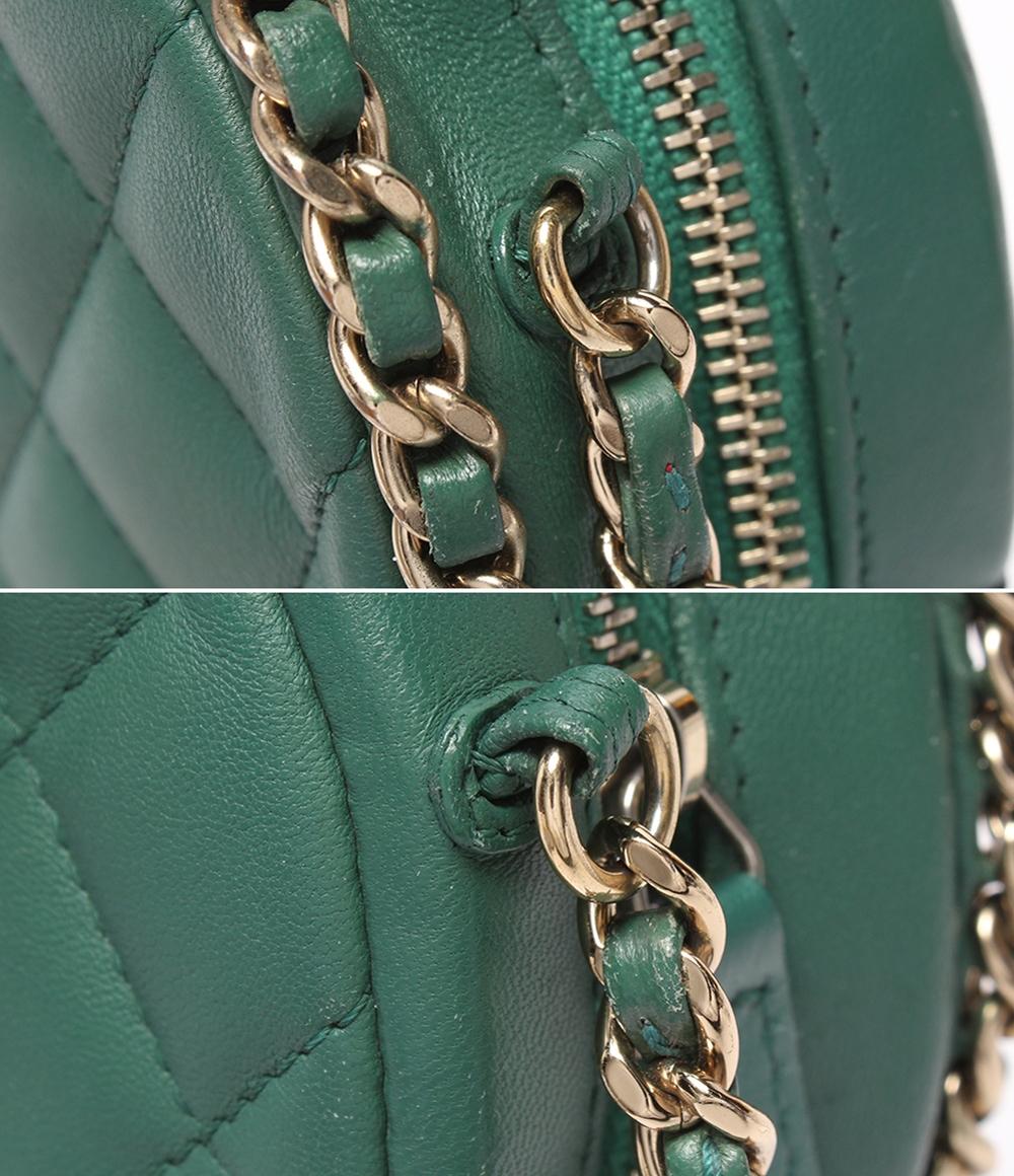 CHANEL チェーンショルダーバッグ ラウンド マトラッセ ゴールド金具