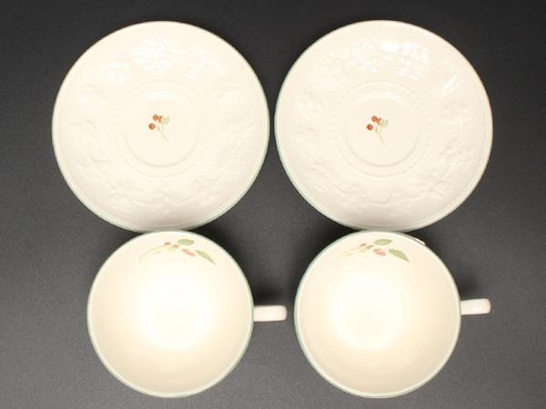 美品 ウエッジウッド カップ＆ソーサー 2客セット ペア フェスティビティ ラズベリー WEDGWOOD
