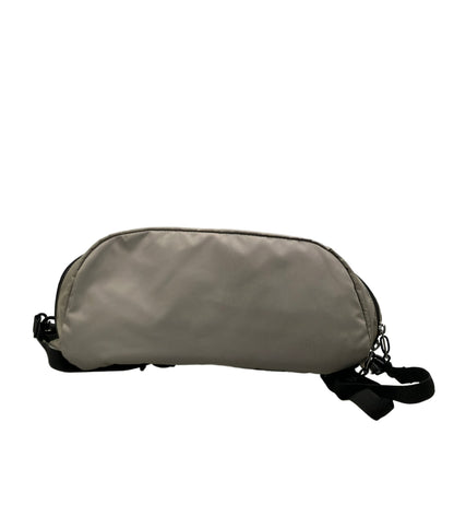 美品 Columbia ハンドバッグ ショルダーバッグ リュック 3WAY 斜め掛け 20L ユニセックス コロンビア
