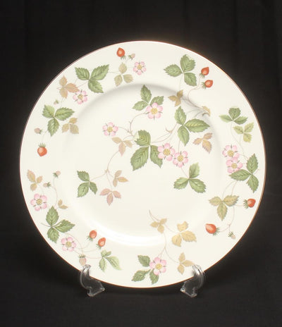 美品 ウェッジウッド プレート 大皿 27cm ワイルドストロベリー WEDGWOOD