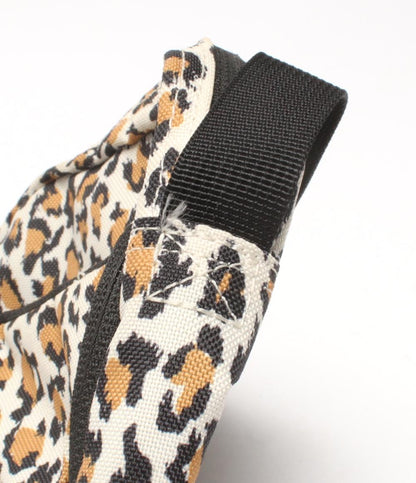 NIKE ショルダーバッグ 斜め掛け ヒョウ柄 レディース ナイキ