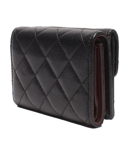 CHANEL 三つ折り財布 ゴールド金具 マトラッセ キャビアスキン レディース シャネル