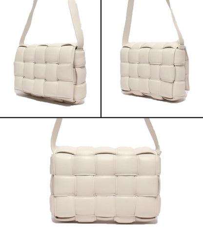 ボッテガ・ヴェネタ ショルダーバッグ 斜め掛け 肩掛け パデッド カセット イントレチャート レディース BOTTEGA VENETA