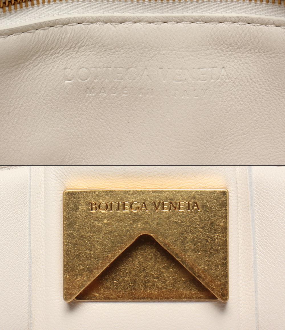 ボッテガ・ヴェネタ ショルダーバッグ 斜め掛け 肩掛け パデッド カセット イントレチャート レディース BOTTEGA VENETA