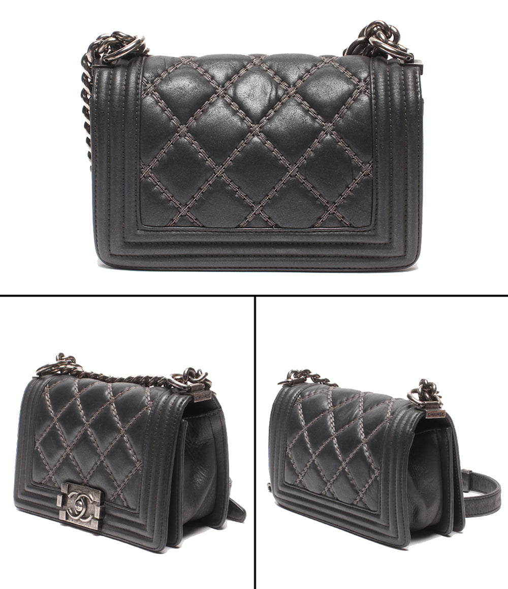 CHANEL チェーンショルダーバッグ 肩掛け 斜め掛け シルバー金具 シングルフラップ   マトラッセ 23番台 ボーイシャネル レディース シャネル