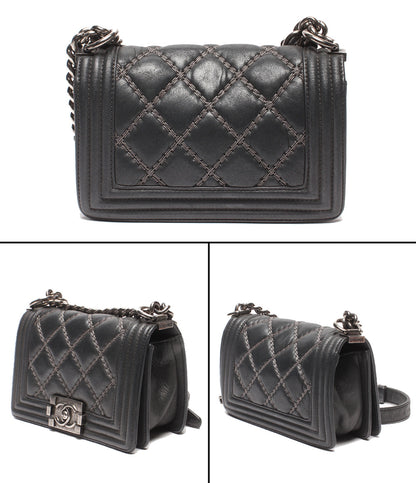 CHANEL チェーンショルダーバッグ 肩掛け 斜め掛け シルバー金具 シングルフラップ   マトラッセ 23番台 ボーイシャネル レディース シャネル