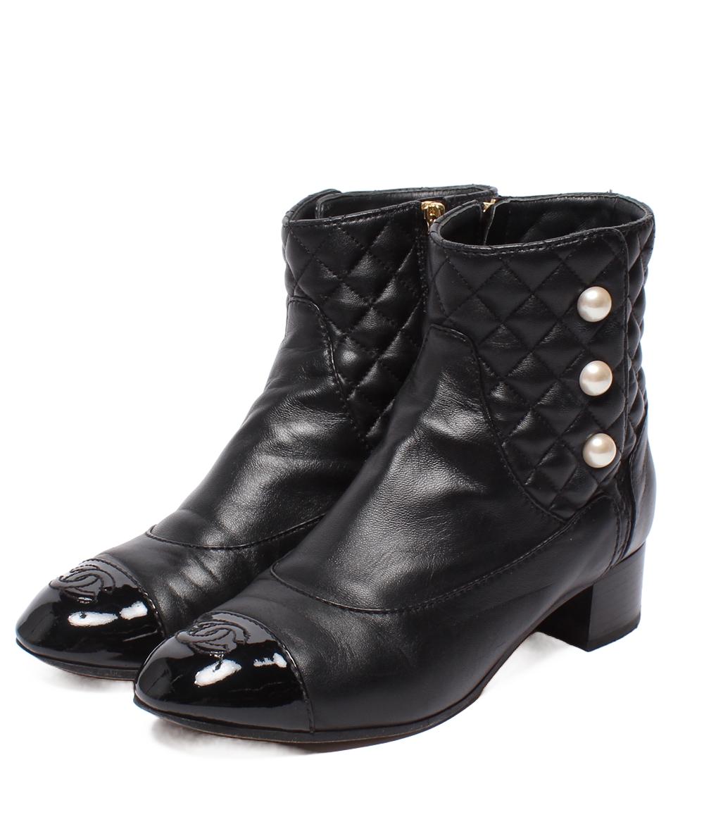 CHANEL ショートブーツ サイドファスナー パール マトラッセ ゴールド