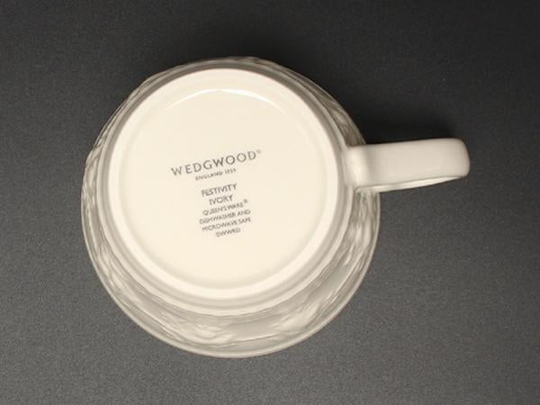 美品 WEDGWOOD マグカップ フェスティビティ アイボリー ウエッジウッド