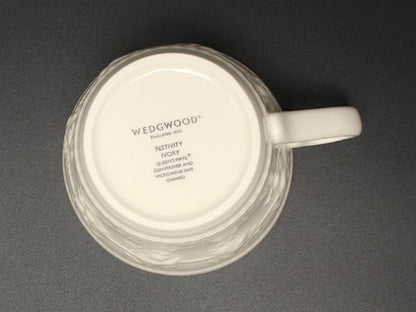 美品 WEDGWOOD マグカップ フェスティビティ アイボリー ウエッジウッド
