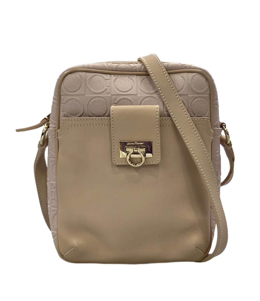 Salvatore Ferragamo ショルダーバッグ 斜め掛け ガンチーニ AF-21 4914 レディース サルヴァトーレフェラガモ