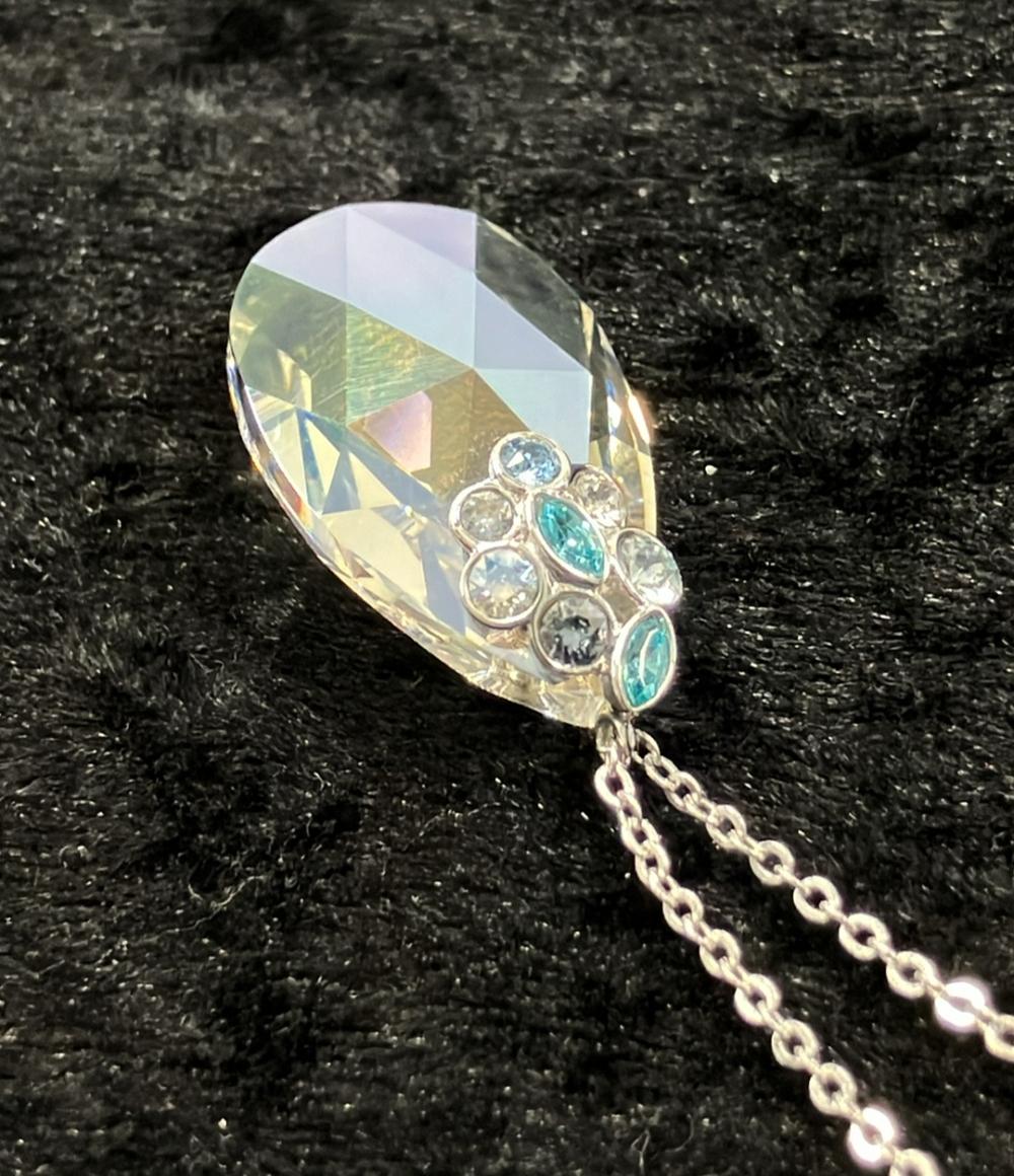 美品 スワロフスキー ネックレス しずくモチーフ レディース SWAROVSKI