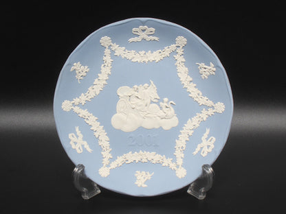 WEDGWOOD イヤープレート 飾り皿 18cm 2001 ウエッジウッド