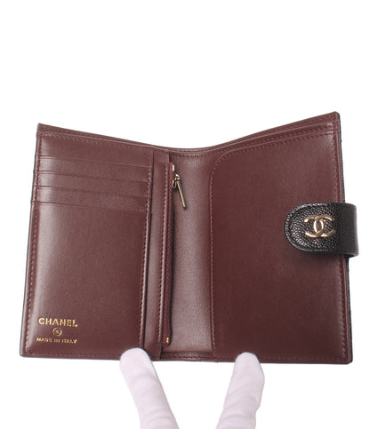 美品 CHANEL 二つ折り財布 パスポートケース マトラッセ ゴールド金具 ランダム番台 キャビアスキン AP3791 レディース シャネル