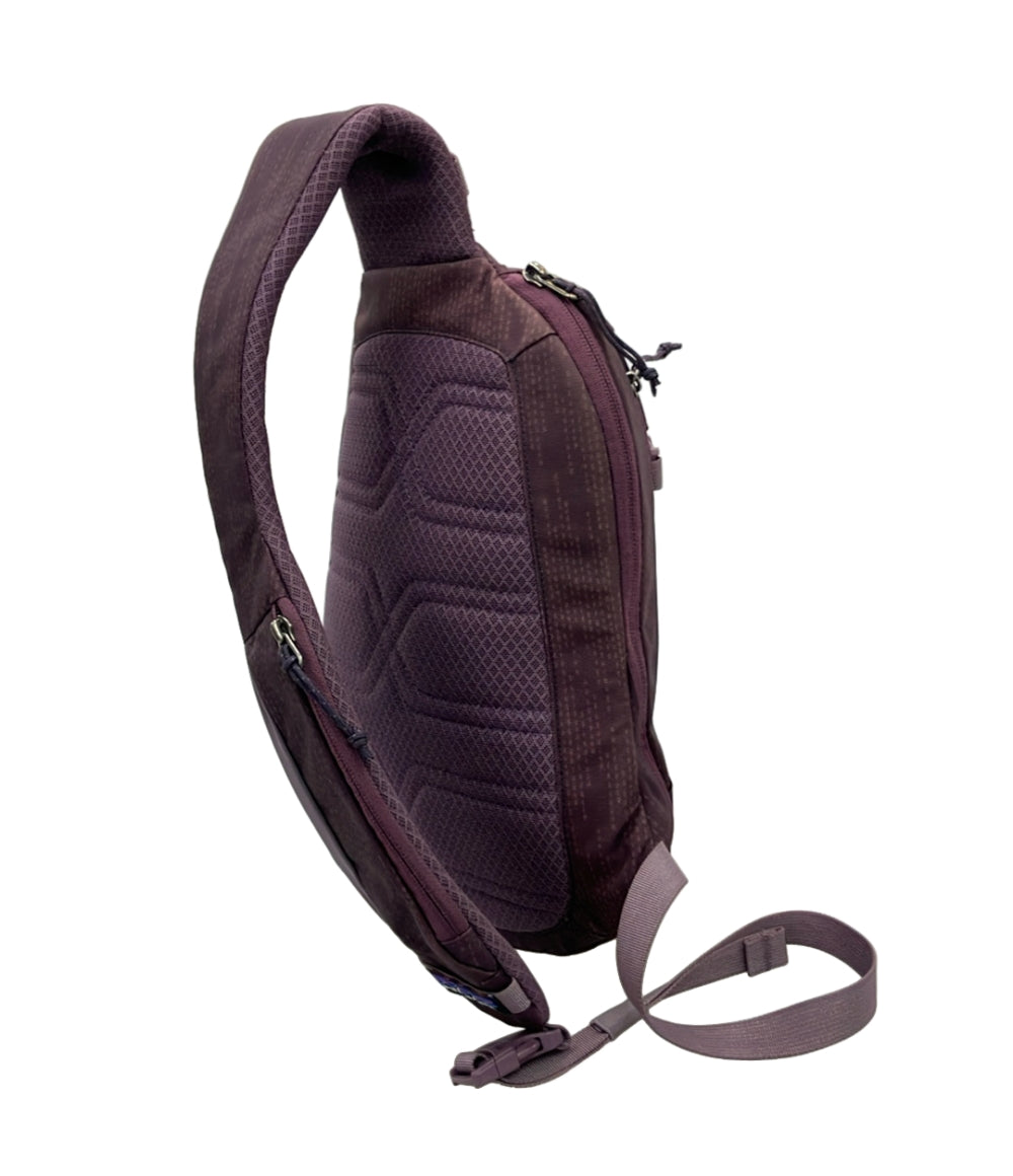 美品 patagonia ボディバッグ Atom 8L ユニセックス パタゴニア