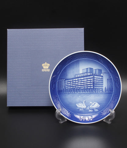 美品 Royal Copenhagen イヤープレート 飾り皿 18cm 帝国劇場オリジナルデザイン2025年 ロイヤルコペンハーゲン