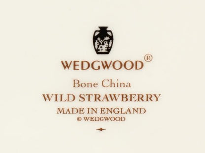 美品 ウエッジウッド ウィンザートレイ 皿 20cm ワイルドストロベリー WEDGWOOD