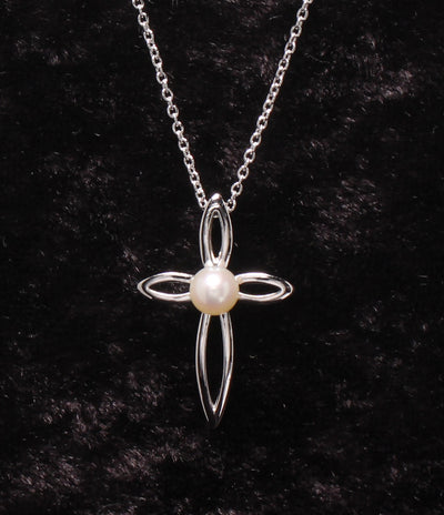 美品 TASAKI ネックレス SV パール 4.7mm クロスモチーフ レディース タサキ