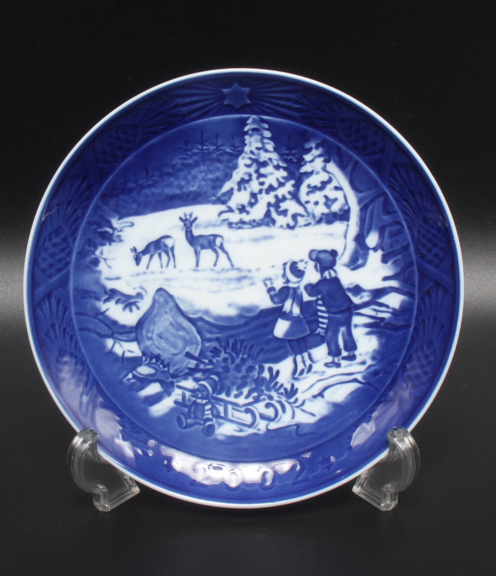 美品 Royal Copenhagen イヤープレート 飾り皿 18cm 2002 ロイヤルコペンハーゲン