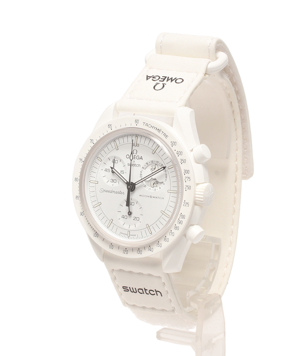 美品 Swatch OMEGA 腕時計 スヌーピー SNOOPY BIOCERAMIC MOONSWATCH MISSION TO THE MOONPHASE クオーツ ホワイト SO33W700 レディース メンズ