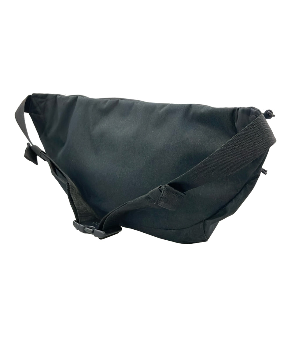 美品 NIKE ボディバッグ メンズ レディース ナイキ