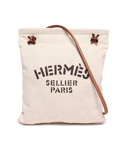 美品 HERMES ショルダーバッグ 肩掛け K刻印 シルバー金具 トワルシェブロン アリーヌPM レディース エルメス