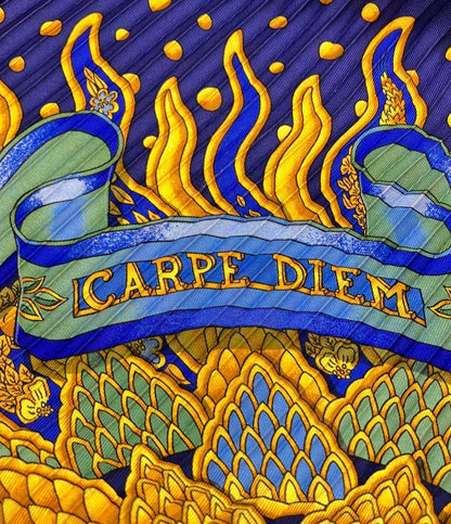 美品 HERMES スカーフ シルク100% カレ90 プリーツ CARPE DIEM レディース エルメス