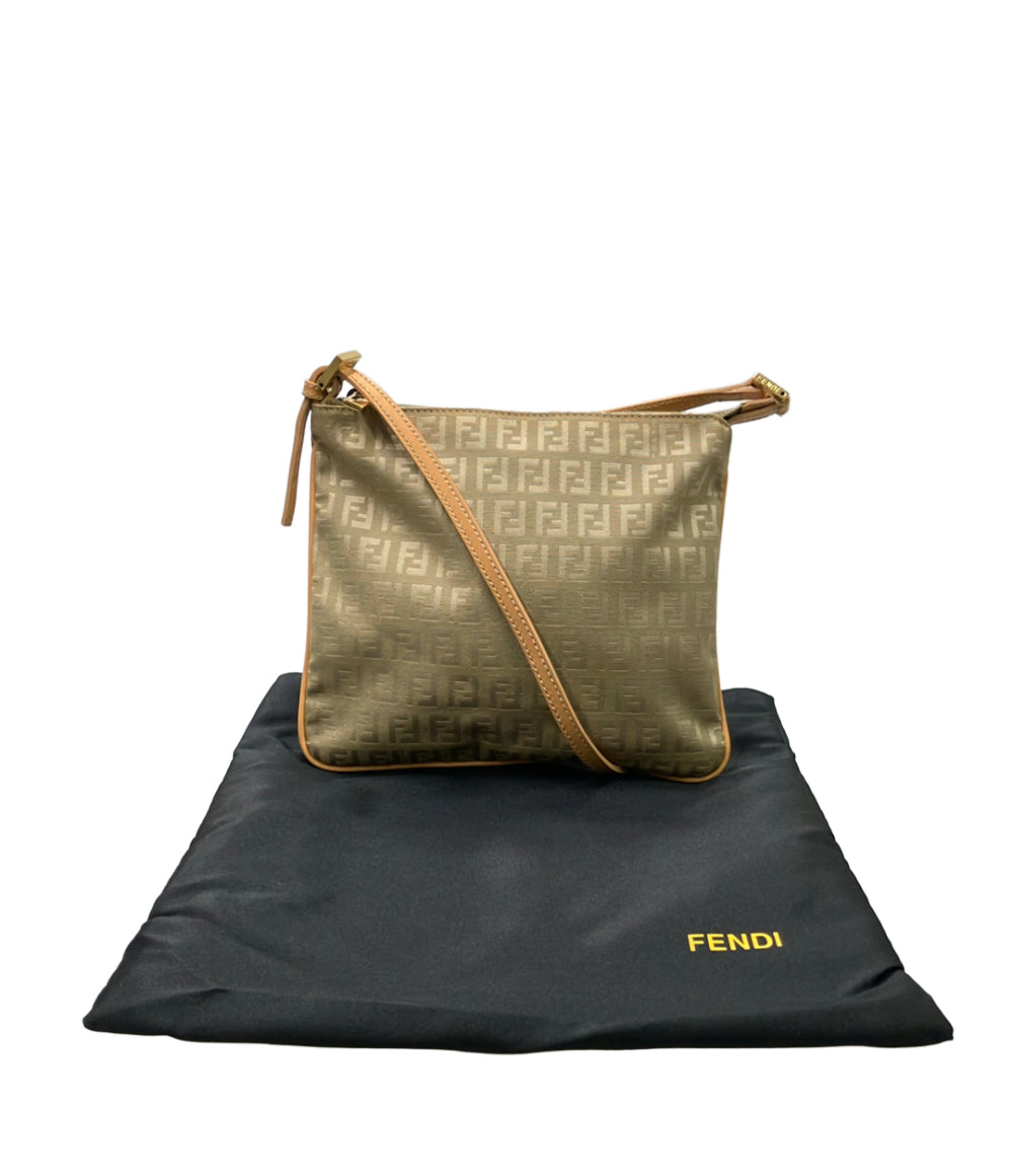 FENDI ショルダーバッグ 斜め掛け ズッカ レディース フェンディ