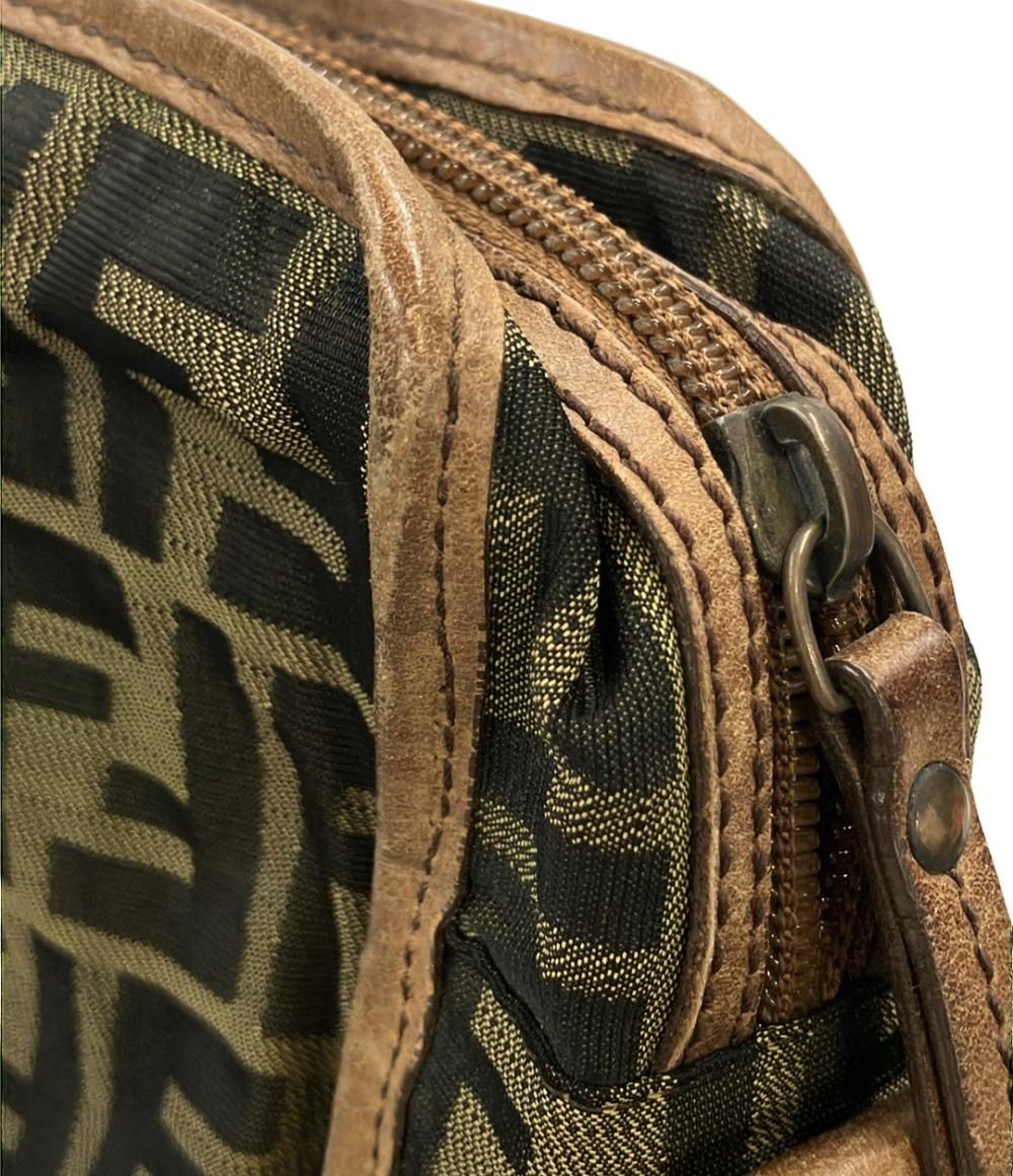 FENDI ショルダーバッグ 斜め掛け ズッカ レディース メンズ