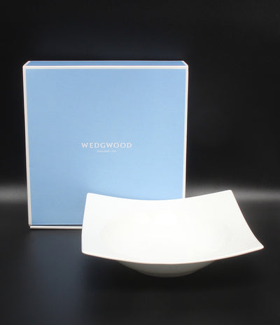 美品 WEDGWOOD ユニークボウル スクエア 皿 24cm ジオ GIO ウエッジウッド