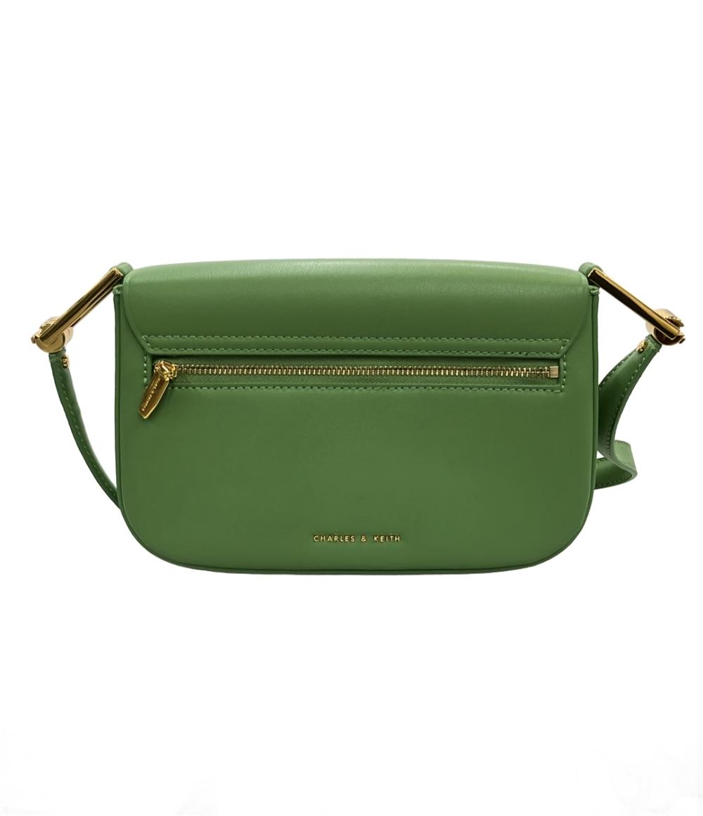 美品 Charles&amp;keith ショルダーバッグ 斜めがけ グリーン 美品 CHARLES&KEITH ショルダーバッグ 2WAY 肩掛け 斜め掛け