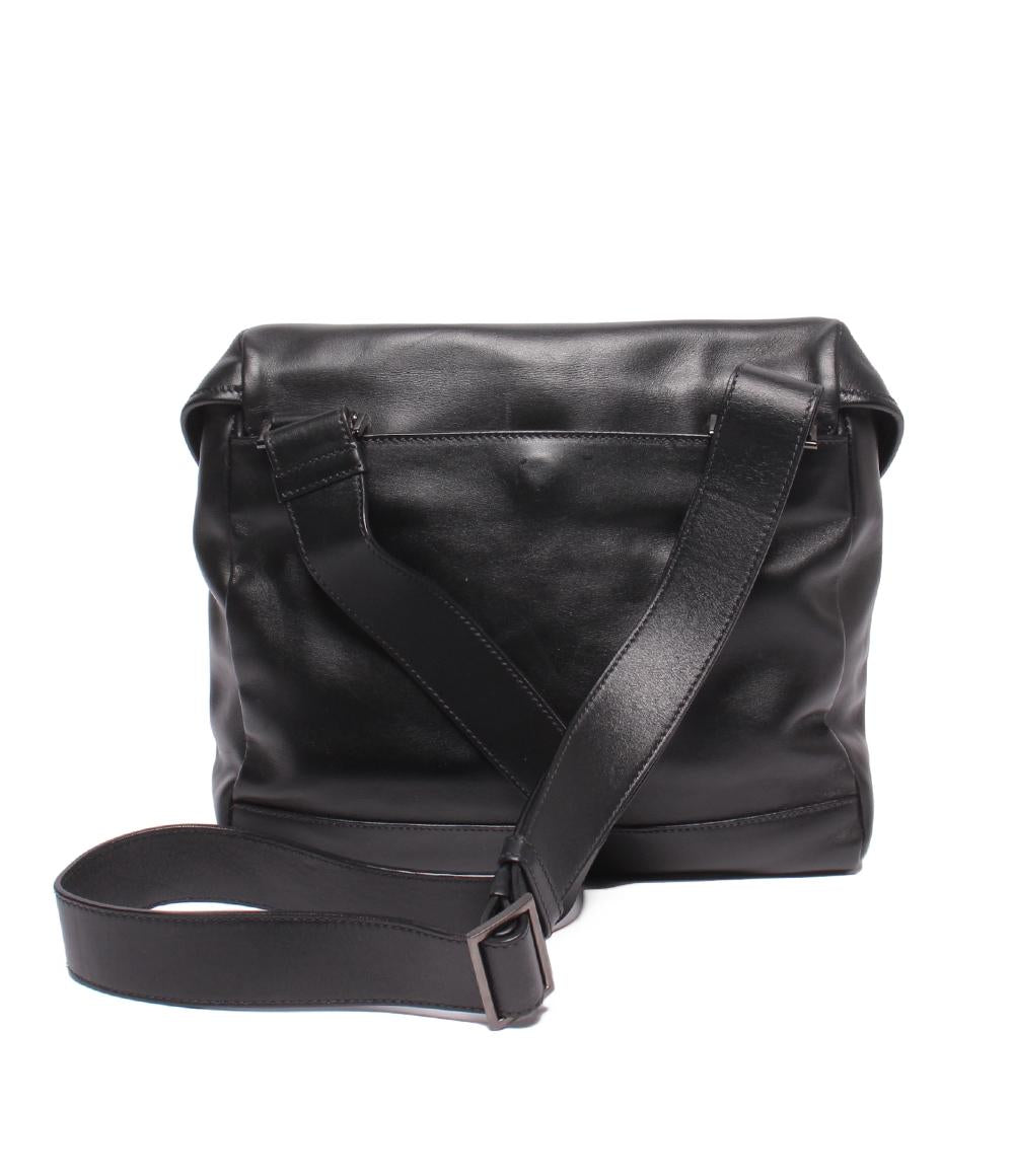 PRADA レザー ショルダーバッグ メッセンジャーバッグ 斜め掛け メンズ