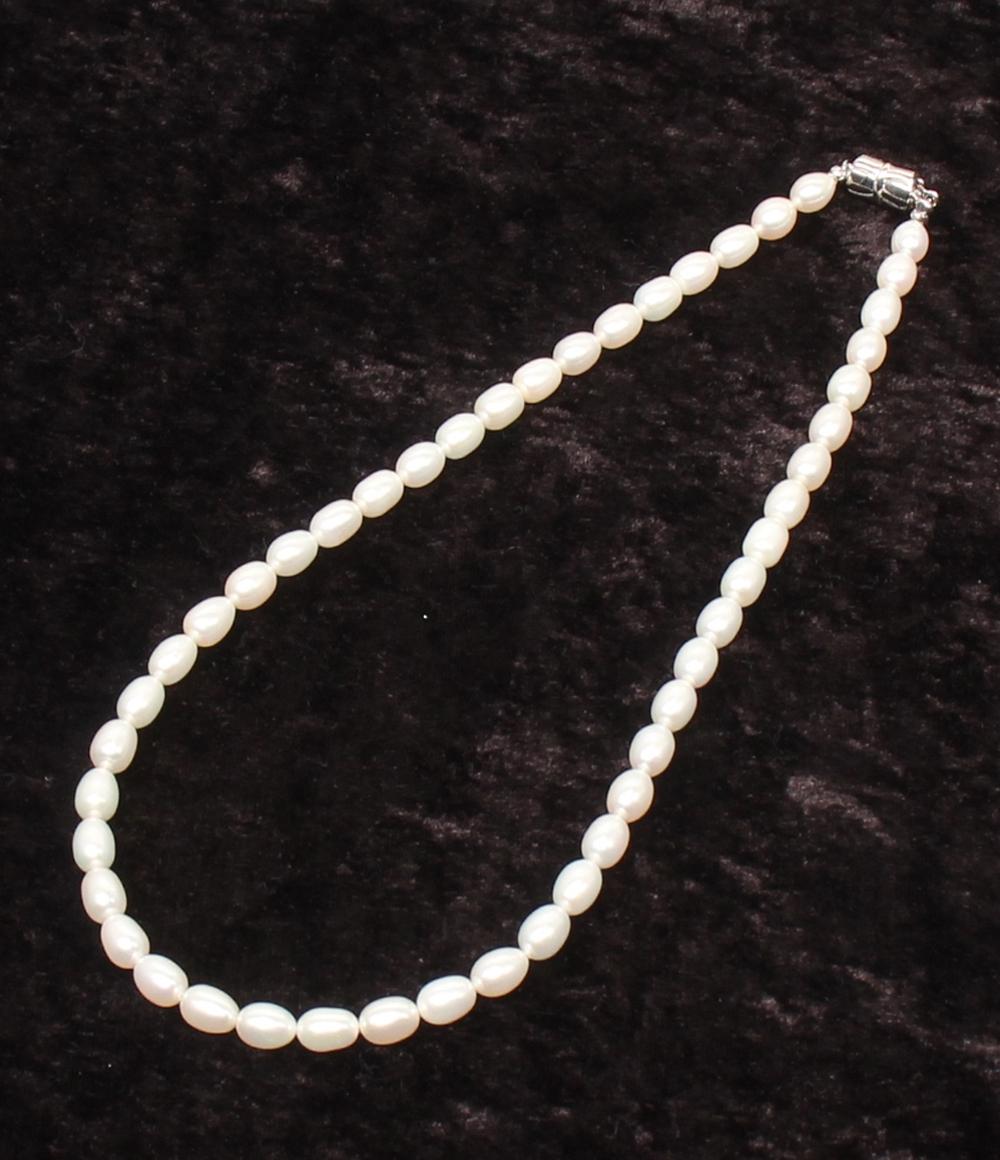 美品 ネックレス SV925 湖水パール6×8mm レディース