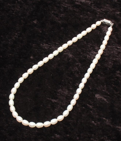 美品 ネックレス SV925 湖水パール6×8mm レディース